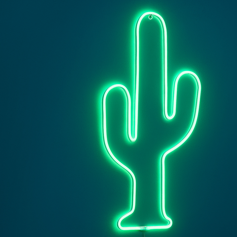 LED-Wanddekoration Kaktus mit 96 grünen LEDs und Timerfunktion