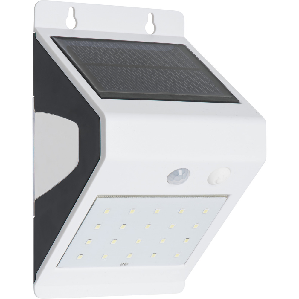 LED Wandleuchte 3,2 W solarbetrieben