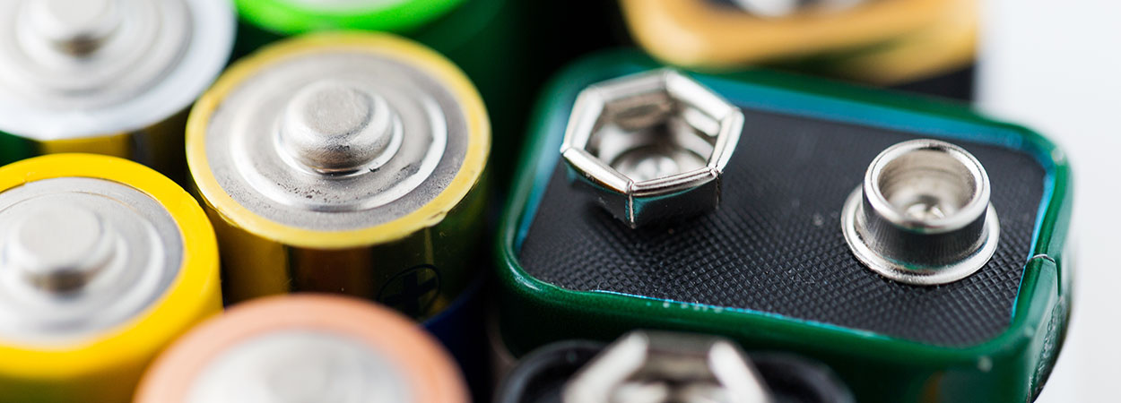  Batterien und Akkus 
