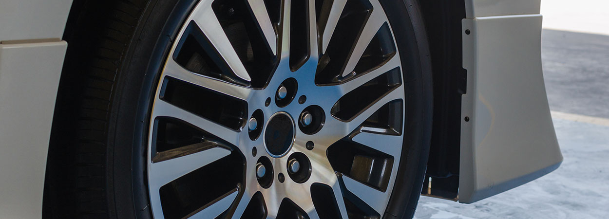  Innenausstattung und Tuning 