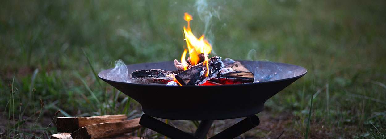  Feuerstellen und Feuerkörbe 